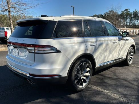 New 2026 Lincoln Aviator 2WD image 5