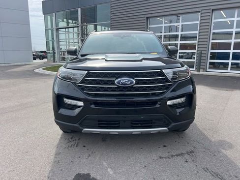Used 2020 Ford Explorer XLT w/ Equipment Group 202A AWD/4WD image 2