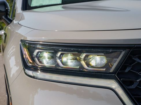 Used 2022 Kia Sorento SX FWD image 10