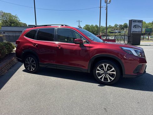 Used 2024 Subaru Forester Limited image 6