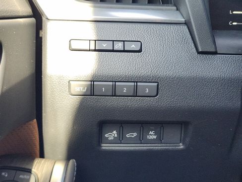 Used 2024 Lexus GX 550 w/ Cold Area Package AWD/4WD image 22