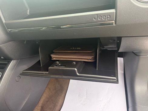 Used 2017 Jeep Patriot Sport image 52