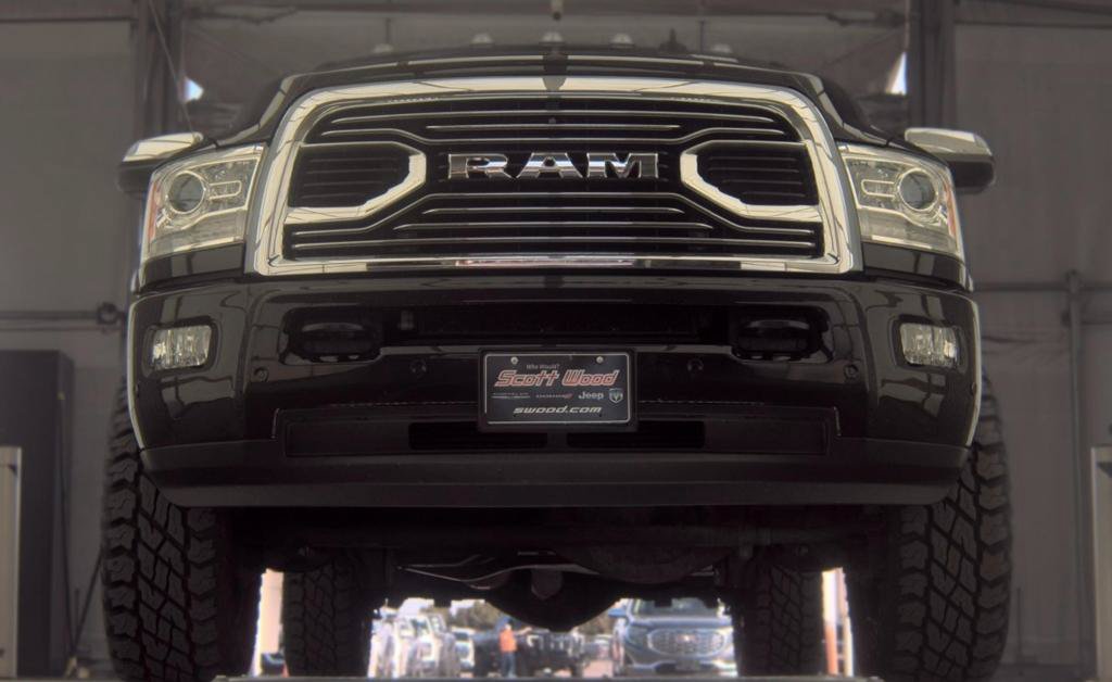 Used 2018 RAM 2500 Longhorn AWD/4WD image 3