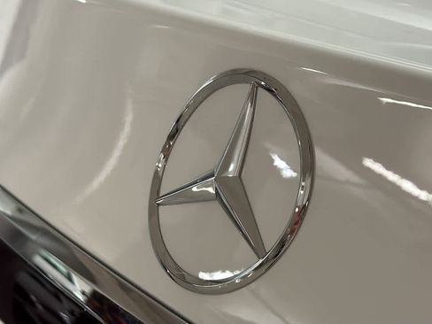 New 2026 Mercedes-Benz E 350 4MATIC Sedan image 9
