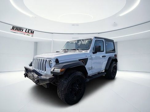 Used 2020 Jeep Wrangler Sport AWD/4WD image 7