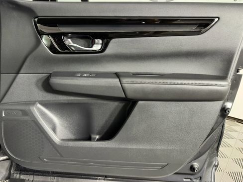 Used 2025 Honda CR-V EX-L image 42