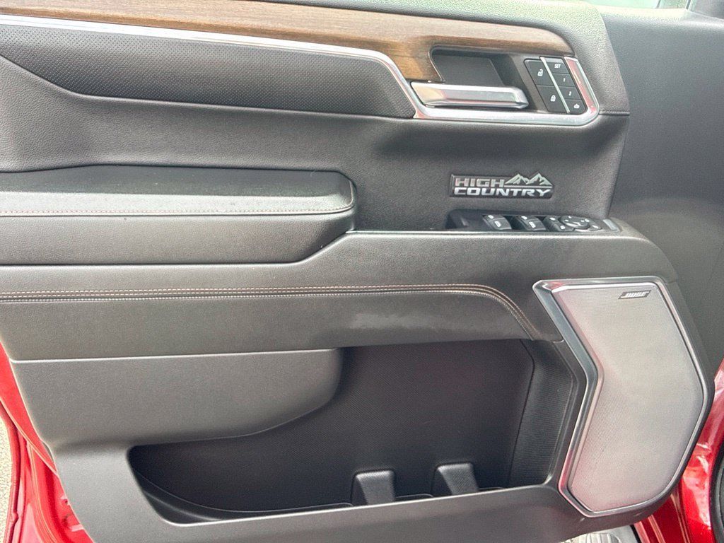 Certified 2024 Chevrolet Silverado 1500 High Country w/ Technology Package AWD/4WD image 15