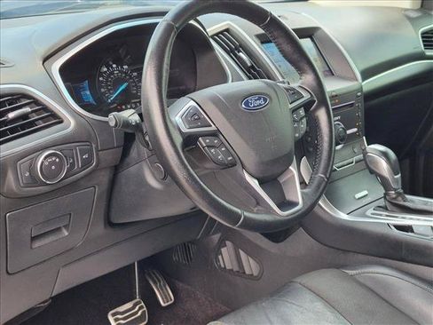 Used 2016 Ford Edge Sport w/ Equipment Group 401A AWD/4WD image 9