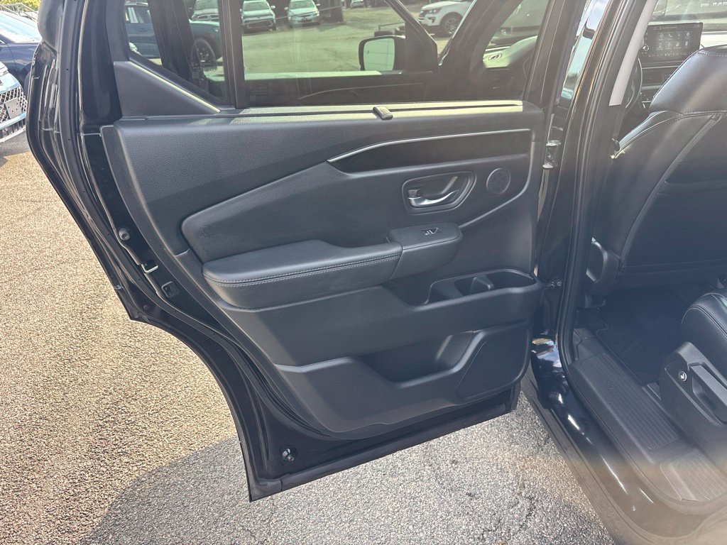 Used 2023 Honda Pilot EX-L image 19