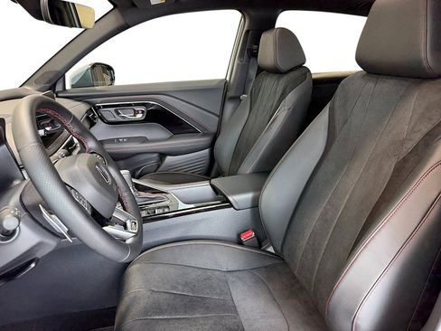 Used 2025 Acura ADX A-Spec image 16