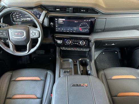 Certified 2025 GMC Sierra 2500 AT4 AWD/4WD image 14