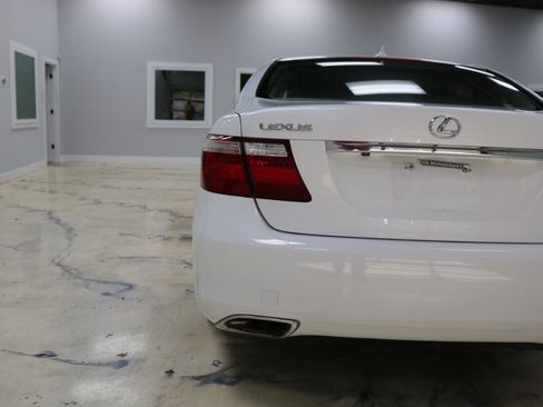 Used 2008 Lexus LS 460 L w/ Preferred Accessory Pkg RWD image 31