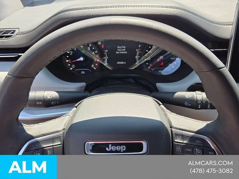 Used 2025 Jeep Compass Limited AWD/4WD image 23