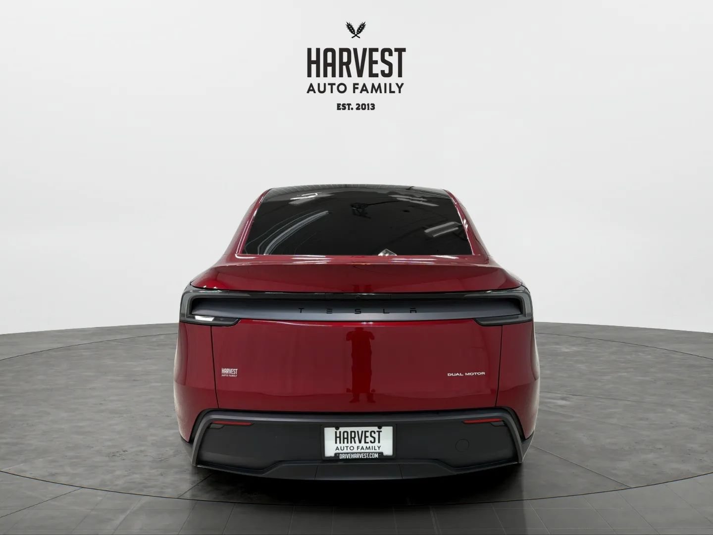Used 2026 Tesla Model Y AWD image 5