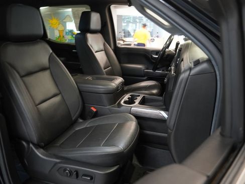 Used 2021 Chevrolet Silverado 1500 LTZ w/ Technology Package AWD/4WD image 36