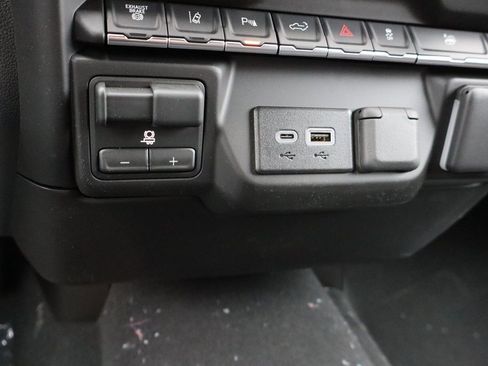 New 2026 Chevrolet Silverado 2500 Custom w/ Custom Value Package image 12