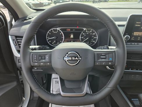 New 2026 Nissan Rogue SV AWD/4WD image 9