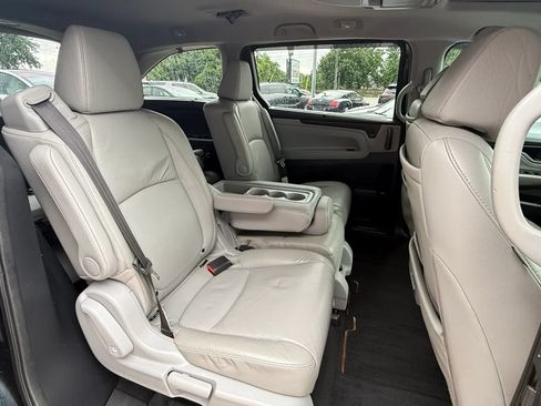 Used 2019 Honda Odyssey Elite image 11