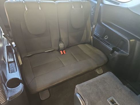 Used 2021 Ford Explorer XLT RWD image 21