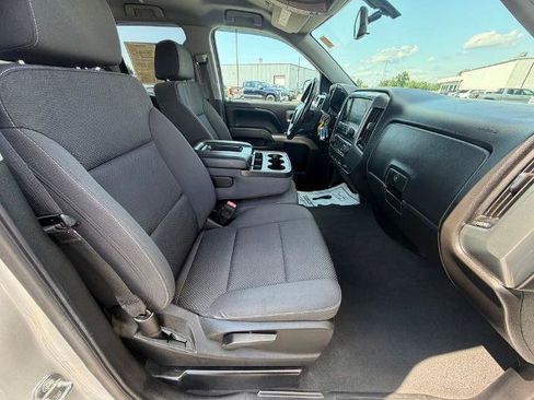 Used 2019 Chevrolet Silverado 1500 LT AWD/4WD image 37