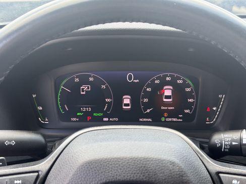 Used 2024 Honda Accord Sport image 18