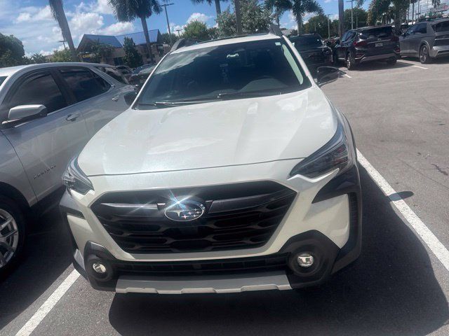 Used 2023 Subaru Outback Limited AWD/4WD image 2