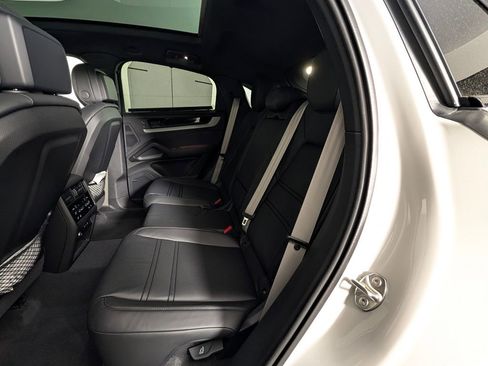 New 2026 Porsche Cayenne S image 24