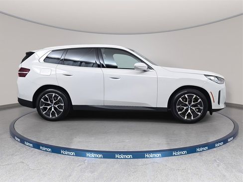 Used 2025 BMW X3 xDrive30i w/ Convenience Package image 5