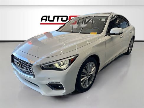 Used 2024 INFINITI Q50 Luxe w/ Cargo Package image 3