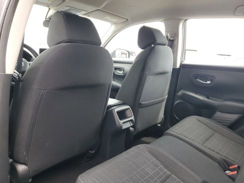 Used 2023 Honda HR-V LX image 11