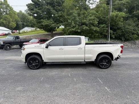 Used 2026 Chevrolet Silverado 1500 RST w/ Dark Appearance Package AWD/4WD image 2