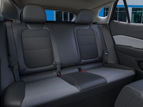 New 2026 Chevrolet Trax LT image 17