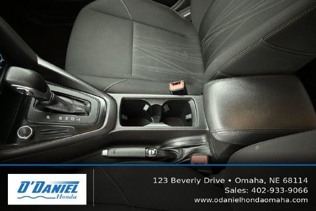 Used 2017 Ford Focus SE FWD image 35