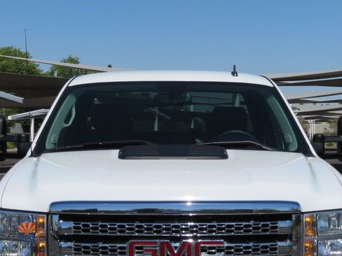 Used 2013 GMC Sierra 2500 SLT w/ SLT Convenience Package AWD/4WD image 33