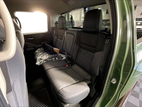 New 2025 Nissan Frontier SV w/ SV Convenience Package image 15