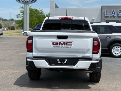 Used 2024 GMC Canyon Elevation w/ Convenience Package AWD/4WD image 41