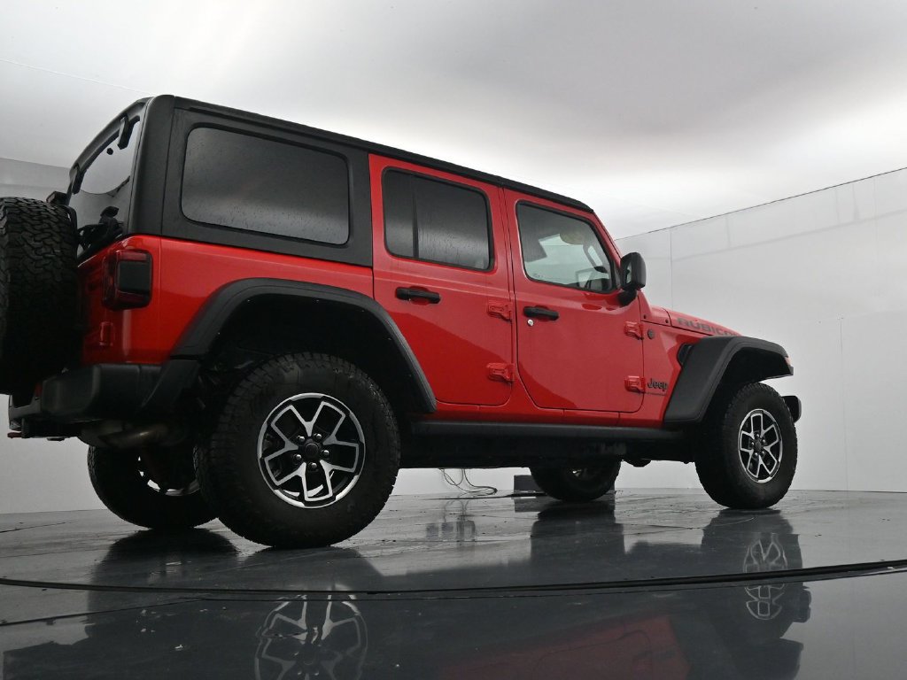 Used 2024 Jeep Wrangler Unlimited Rubicon AWD/4WD image 38