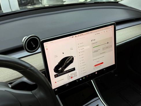 Used 2019 Tesla Model 3 Long Range AWD/4WD image 36