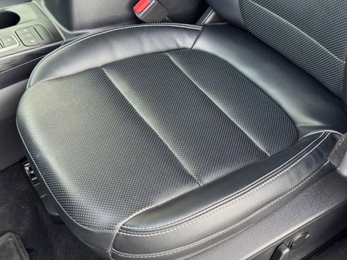 Used 2022 Ford Escape Titanium w/ Class II Trailer Tow Package image 27