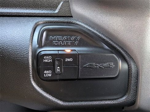 Used 2022 RAM 2500 Big Horn w/ Cold Weather Group image 22