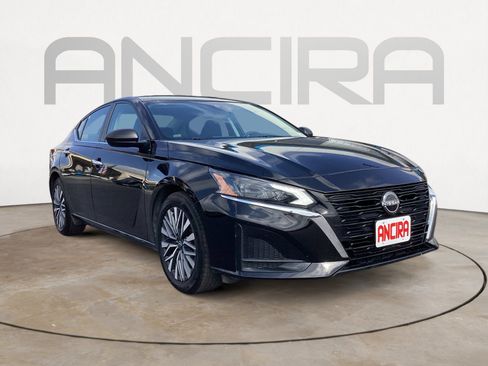 Used 2024 Nissan Altima 2.5 SV FWD image 7