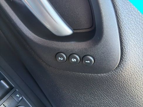 Used 2014 Jeep Cherokee Limited w/ Technology Group AWD/4WD image 19