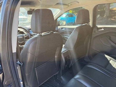 Used 2016 Ford Escape Titanium w/ Equipment Group 301A AWD/4WD image 19