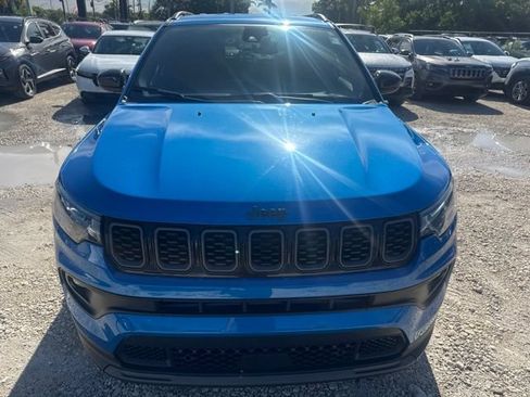Used 2025 Jeep Compass Latitude w/ Altitude Special Edition AWD/4WD image 2