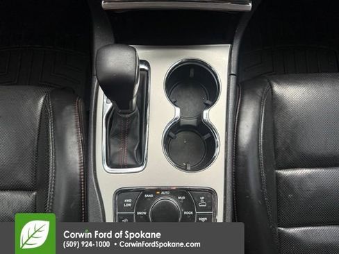 Used 2017 Jeep Grand Cherokee Trailhawk w/ Trailhawk Luxury Group AWD/4WD image 32