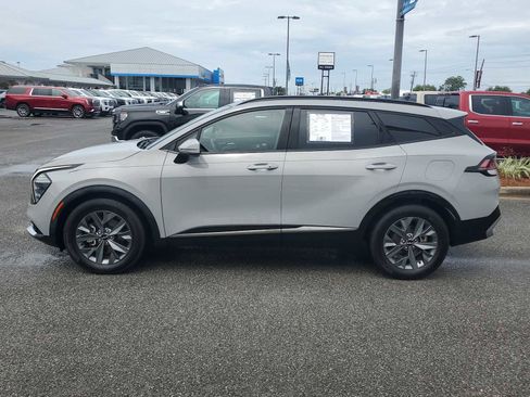 Used 2024 Kia Sportage SX FWD image 2