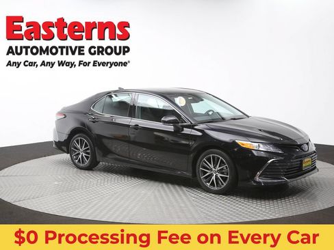 Used 2022 Toyota Camry XLE FWD image 47