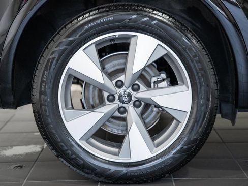 Used 2023 Audi Q5 2.0T Premium Plus w/ Premium Plus Package AWD/4WD image 18
