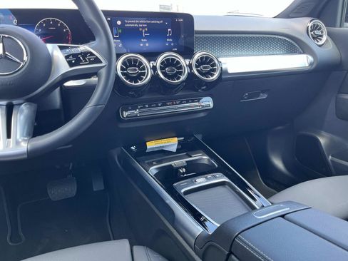 Used 2026 Mercedes-Benz GLB 250 image 15