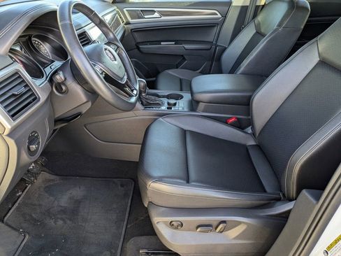 Used 2019 Volkswagen Atlas SE image 34